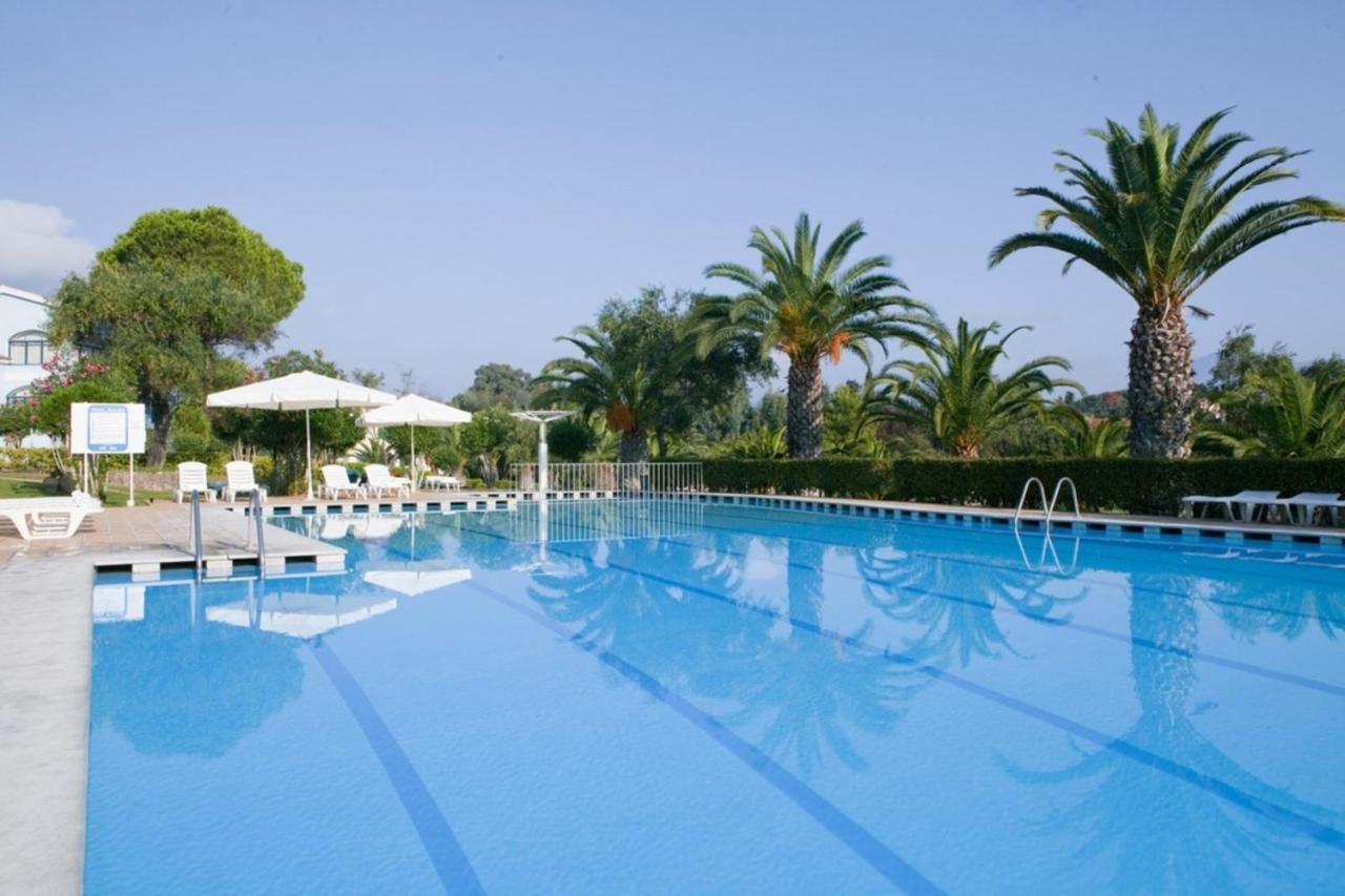 Govino Bay Luxury Beach Loft Apartment Danilia エクステリア 写真