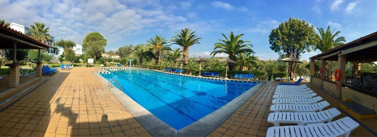 Govino Bay Luxury Beach Loft Apartment Danilia エクステリア 写真
