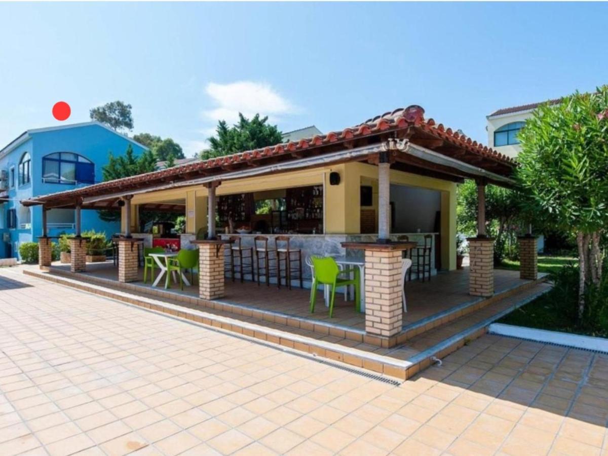 Govino Bay Luxury Beach Loft Apartment Danilia エクステリア 写真